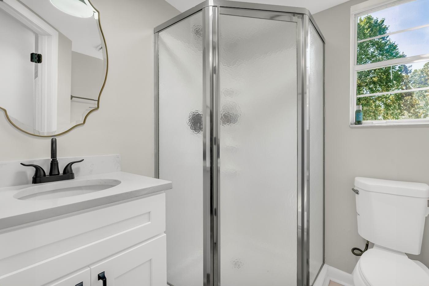 bathrooms & laundry at JaxStay furnished home in Mandarin Jacksonville Florida